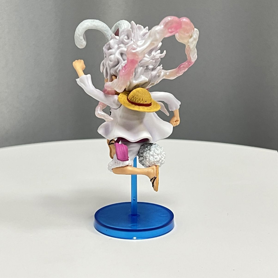 10CM ONE PIECE Nika Luffy Gear - Running Gear Japan review and price